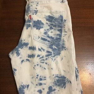 Womens Levi’s jeans 721